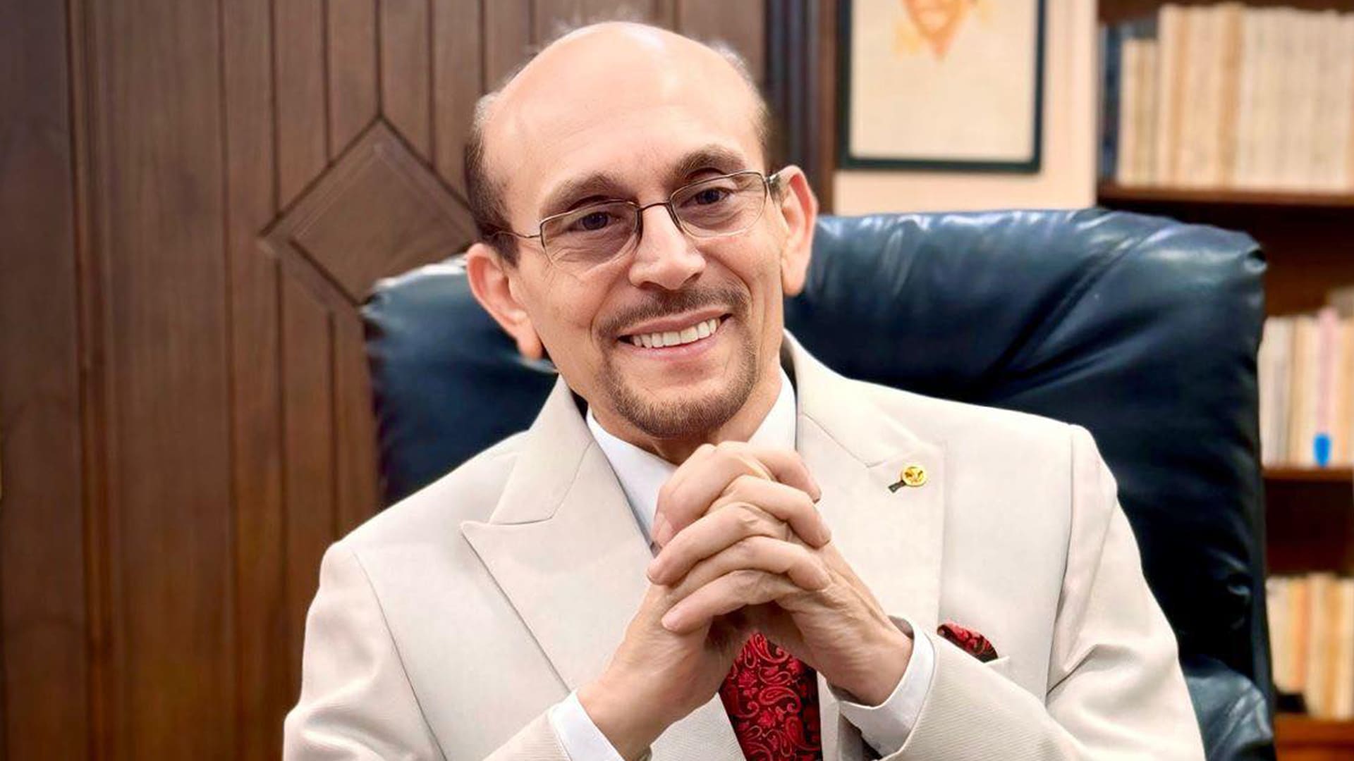 305876 جريدة مؤسسة ايجي تايمز