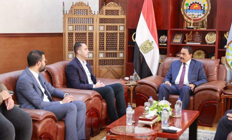 نائب وزير الصحة يبحث مع محافظ مطروح دعم البنية الصحية وتسريع مشروعات التطوير بالمحافظة 1 576750113 1391443426359407 4031975624254524734 n جريدة مؤسسة ايجي تايمز