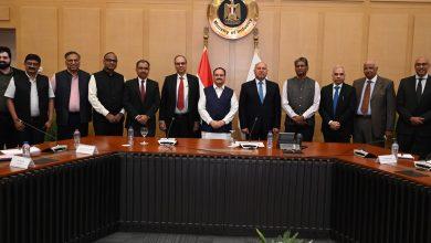 الوزير يبحث مع وزير الصحة والكيماويات والأسمدة الهندي سبل تعزيز التعاون المشترك في مجالي الصناعة والنقل 4 579487195 1399053335598416 8471413175698902108 n جريدة مؤسسة ايجي تايمز