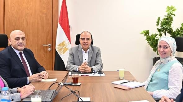 الدكتور سويلم يبحث إجراءات إعداد دراسة لتقييم معدلات الملوحة بشبكة المصارف الزراعية 1 583775043 1401714398665643 2549963982536488753 n جريدة مؤسسة ايجي تايمز