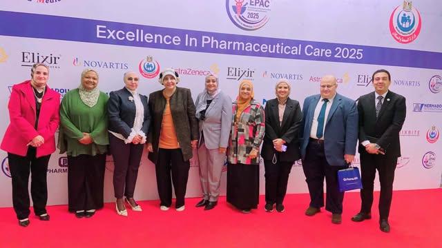 تكريم الدكتورة داليا لطفى رئيس روتاري هليوبوليس النزهة بالمؤتمر الخامس لإدارة التفتيش الصيدلي والصيدلة 2 197 1 جريدة مؤسسة ايجي تايمز