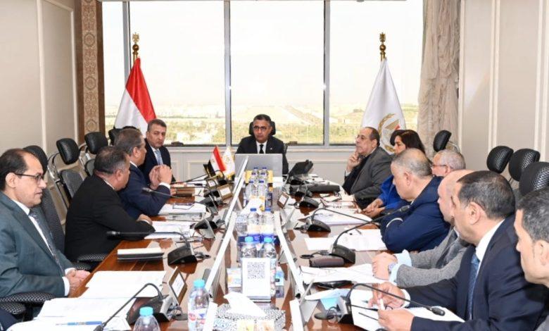 وزير التموين يعقد اجتماعًا مع الرؤساء التنفيذيين لشركات المطاحن التابعة للشركة القابضة للصناعات الغذائية 1 567168537 1361580272271925 3550682710789263961 n جريدة مؤسسة ايجي تايمز