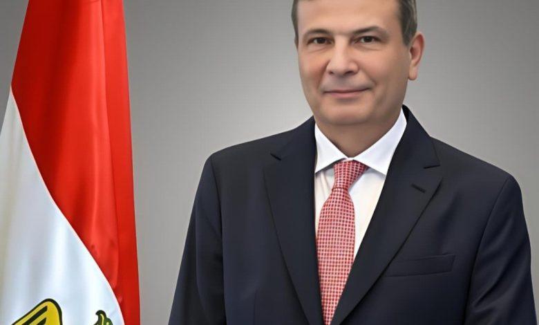 لتعظيم العائد ونشر الميكنة.. "الزراعة" توزع أكثر من 400 "فراطة ذرة" مُعاد تأهيلها كمنح لصغار المزارعين 1 594074492 1419069533596796 1100489168227493305 n جريدة مؤسسة ايجي تايمز