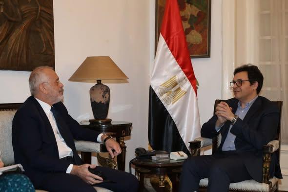 وزير الثقافة يلتقي سفير اليونان بالقاهرة لبحث تعزيز التعاون الثقافي والفني بين البلدين 1 596604322 1423337266503356 8713875513770916296 n جريدة مؤسسة ايجي تايمز