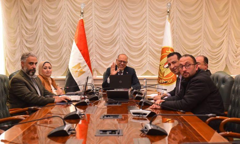 وزير العمل يشهد عبر "الفيديو كونفرانس" تسليم 405 عقد عمل لذوي همم في 27 محافظة في وقت واحد 1 597320201 1423364526500630 8412155571877546546 n جريدة مؤسسة ايجي تايمز