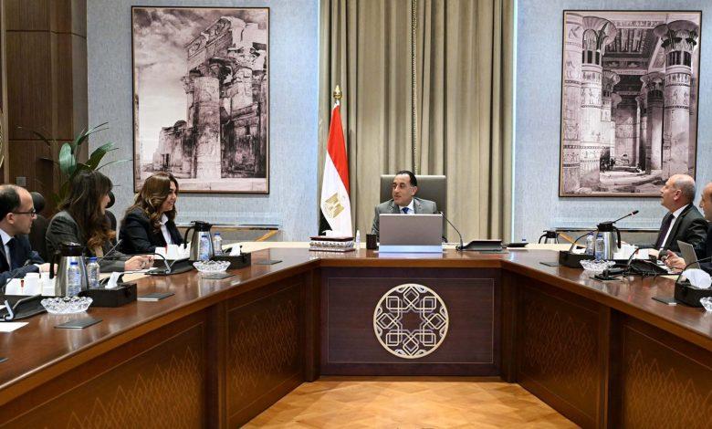 رئيس الوزراء يستعرض مقترحات تطوير المنطقة المحيطة بالقلعة ومنطقة "الزبالين" بالقاهرة 1 597398842 1425841629586253 5803158906605457757 n جريدة مؤسسة ايجي تايمز