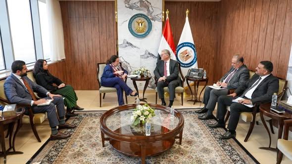 محادثات مع البنك الأوروبي لإعادة الإعمار والتنمية لبحث تعزيز التمويل والاستثمار في قطاعي البترول والتعدين 1 597900560 2072371866895739 7860118728774121705 n 1 جريدة مؤسسة ايجي تايمز