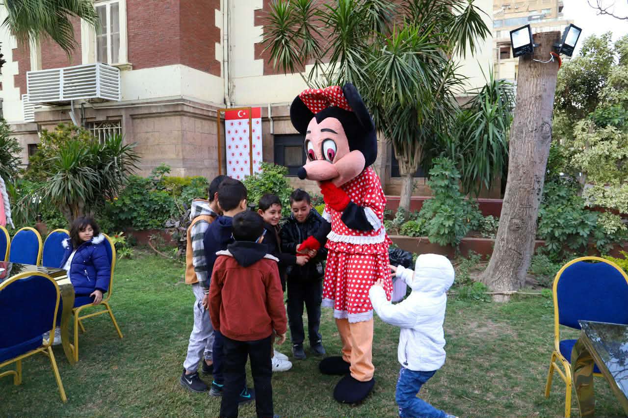 سفارة تركيا بالقاهرة تقدم دعم للأسر والأطفال الفلسطينيين.. صور 2 9a9f0eaa 66a8 4f9b b9cf db92b80c7e53 جريدة مؤسسة ايجي تايمز