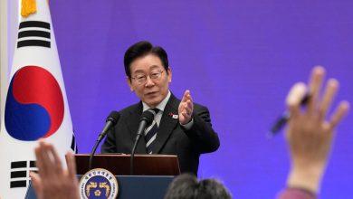 رئيس كوريا الجنوبية: يجب التمسك بالسلام مع بيونج يانج 4 AP25337125067624 جريدة مؤسسة ايجي تايمز