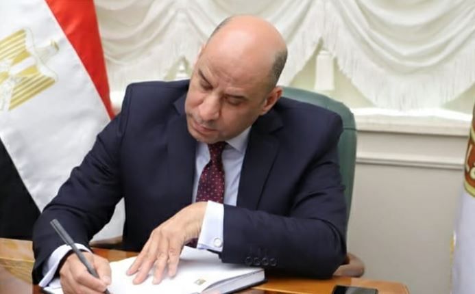 وزير العمل يعتمد صرف 1.77 مليون جنيه لـ366 عاملًا من العمالة غير المنتظمة في 26 محافظة 1 668220538 1529115742592174 4868353639208676191 n جريدة مؤسسة ايجي تايمز