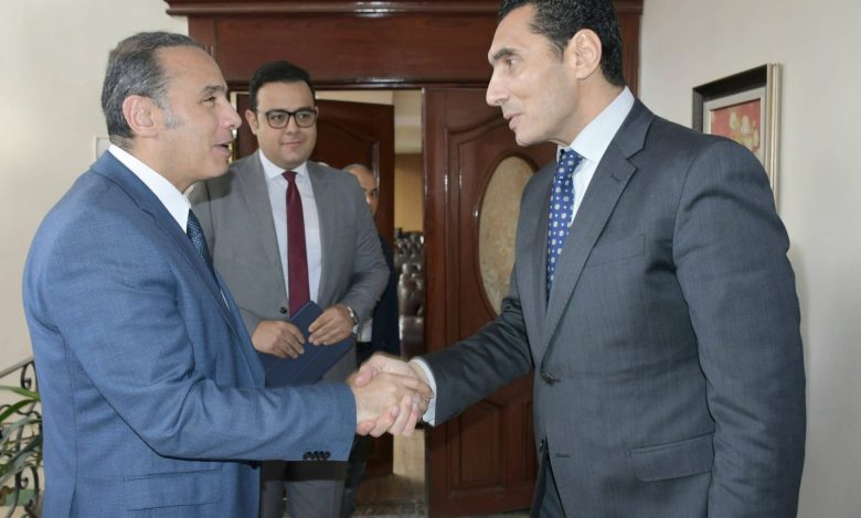 وزير الشباب والرياضة يبحث مع رئيس هيئة الرقابة المالية تعزيز أطر التعاون المشترك 1 672681447 1534840218686393 2557230987695813844 n جريدة مؤسسة ايجي تايمز